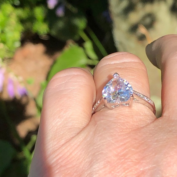🚨50% off! 4ct 5A 925 Sterling Stunning Heart Ring! GORGEOUS RING! - Picture 9 of 16
